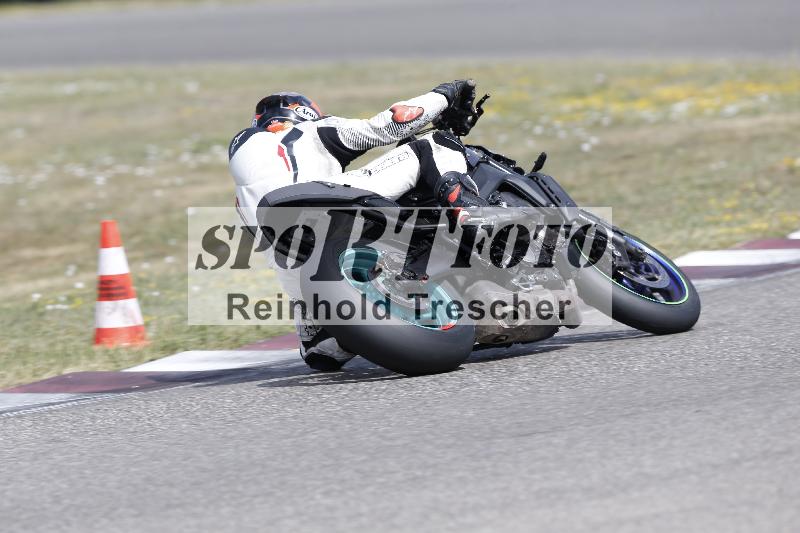 /37 09.08.2026  Pluess Motosport ADR/Freies Fahren/37